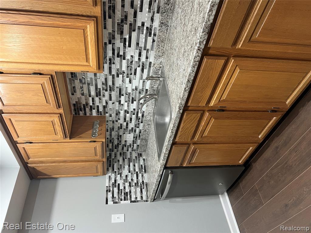 754 E Fox Hills Drive, Bloomfield Hills, MI 48304 — Photo 5