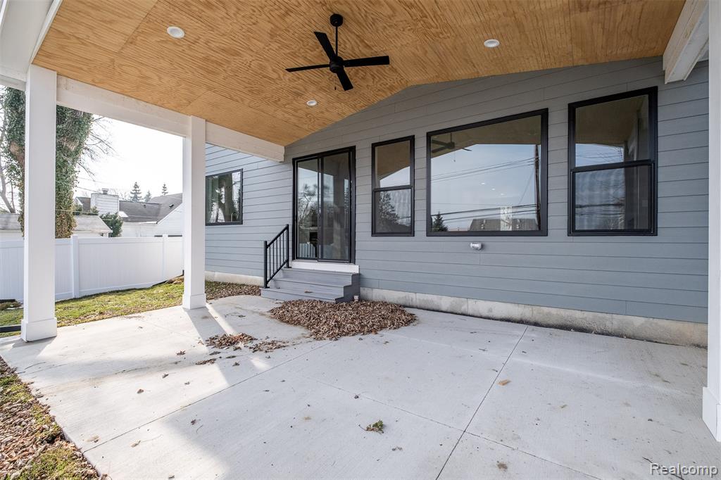 4428 Tonawanda Avenue, Royal Oak, MI 48073 — Photo 57