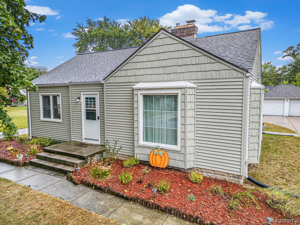 8077 Janis Street, Shelby Twp, MI 48317 — Photo 17