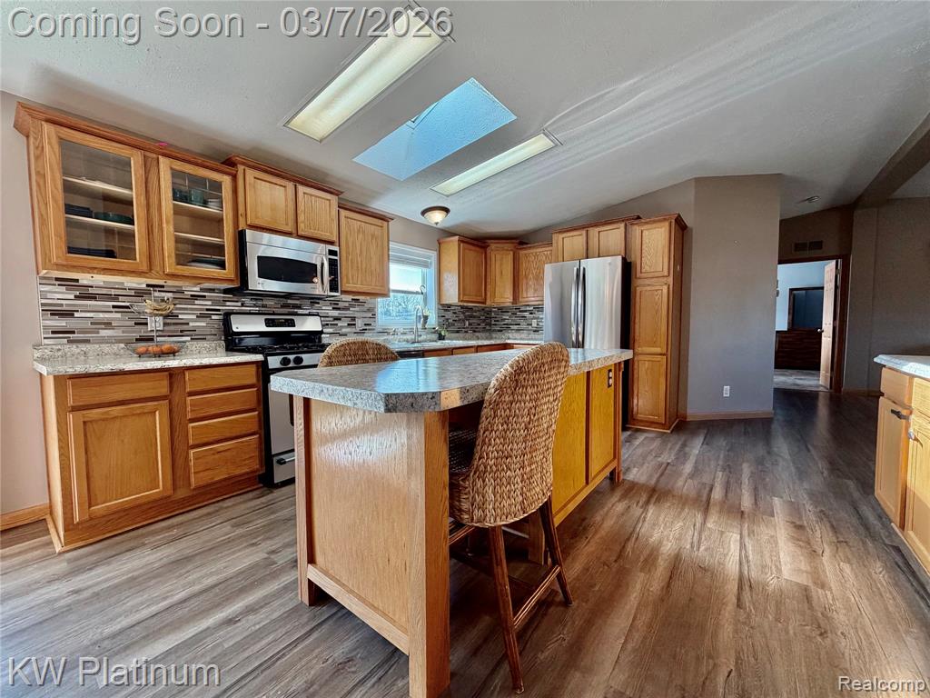 6801 Lapeer Road, Kimball, MI — Photo 8