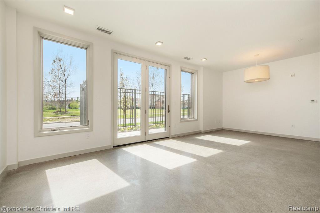 1454 Townsend, Detroit, MI 48214 — Photo 3