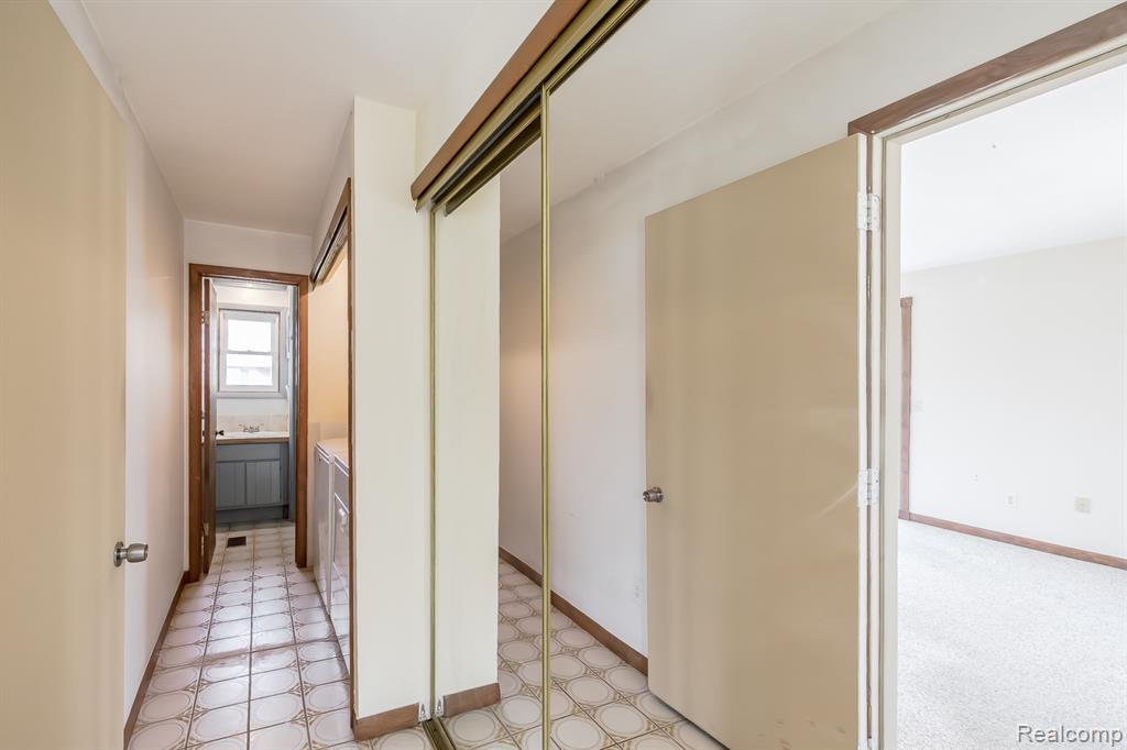9634 Bonnie Briar Street, White Lake, MI — Photo 22