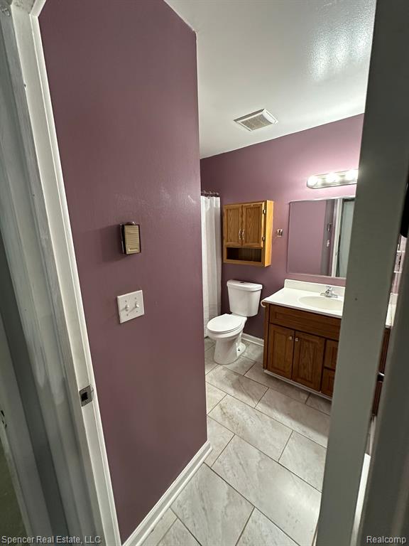 1800 COLONIAL VILLAGE Way, 3, Waterford, MI 48328 — Photo 25