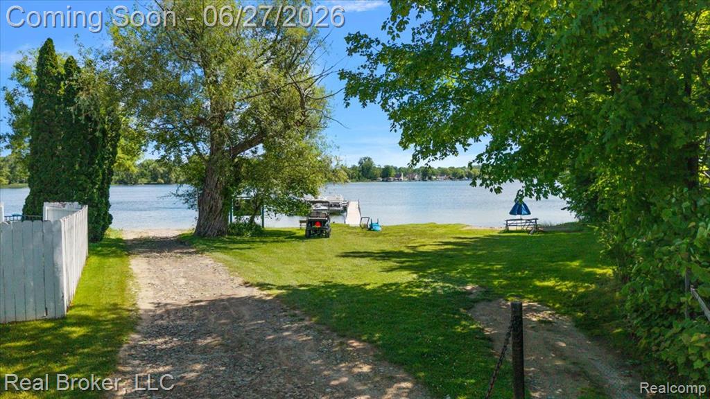 8320 Hillpoint Drive, Brighton, MI 48116 — Photo 49