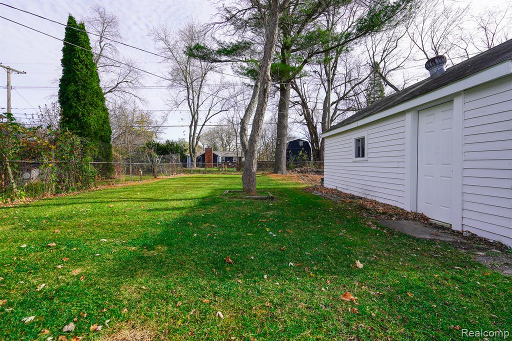967 KEITH Street, Oxford, MI 48371 — Photo 9