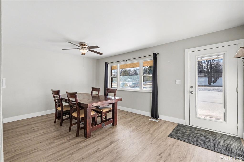 6359 E Bristol Road, Burton, MI 48519 — Photo 8