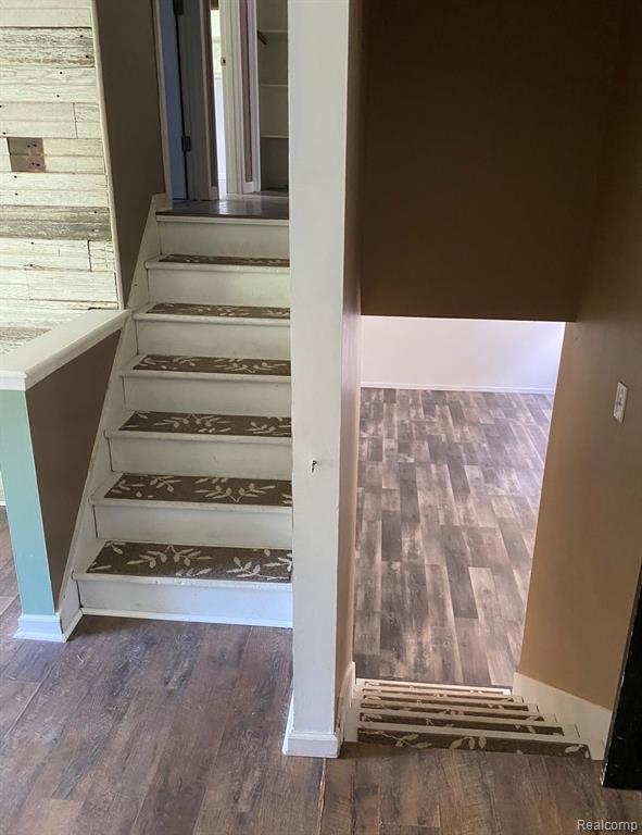 9523 Waite Drive, Fenton, MI 48430 — Photo 15
