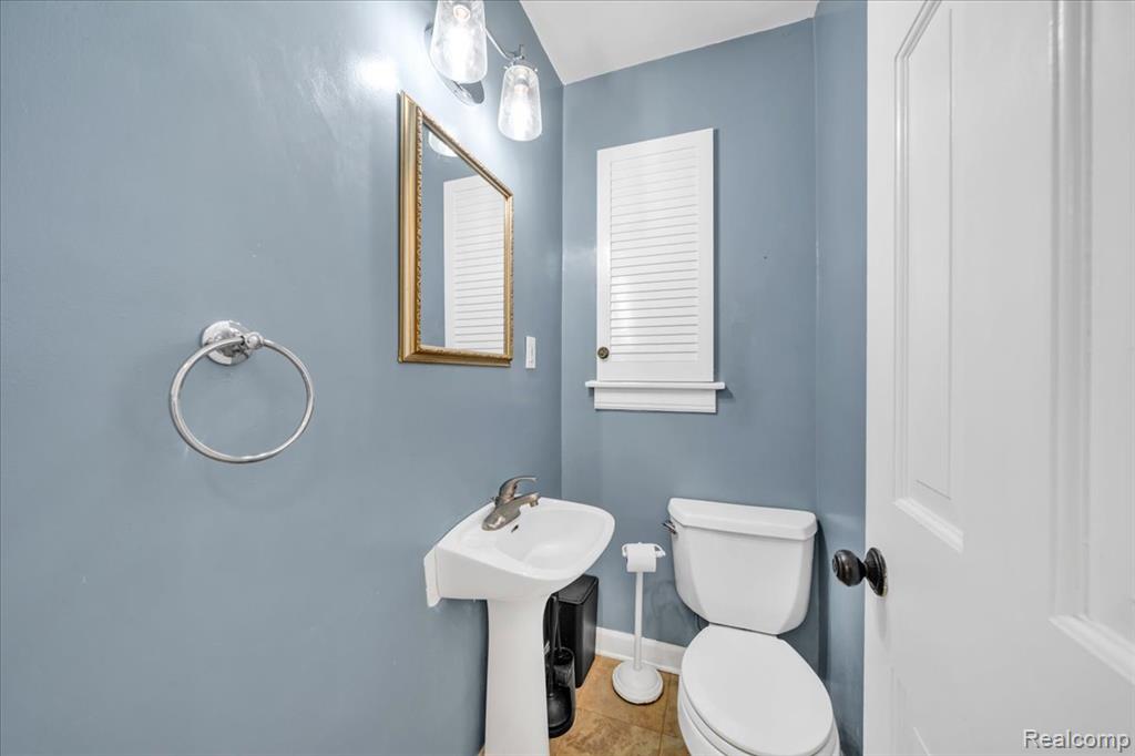 26 N Beck Street, Sebewaing, MI 48759 — Photo 48