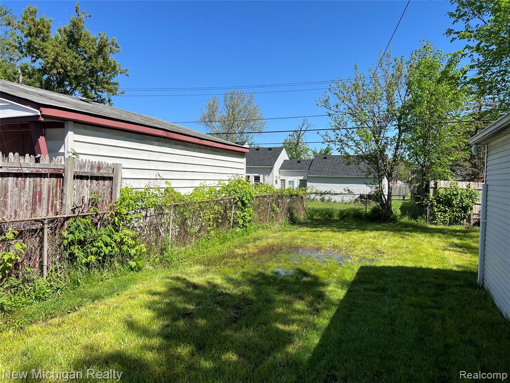 7431 Anna Avenue, Warren, MI 48092 — Photo 3