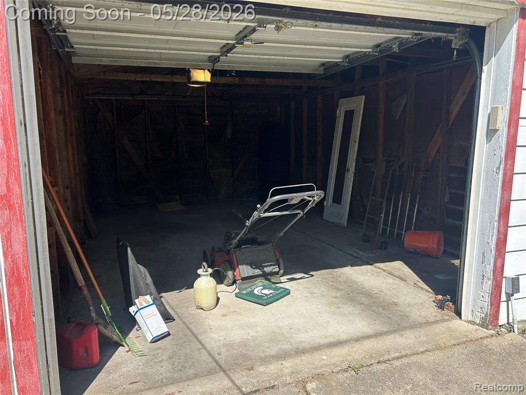 8869 Hartwell Street, Detroit, MI 48228 — Photo 18