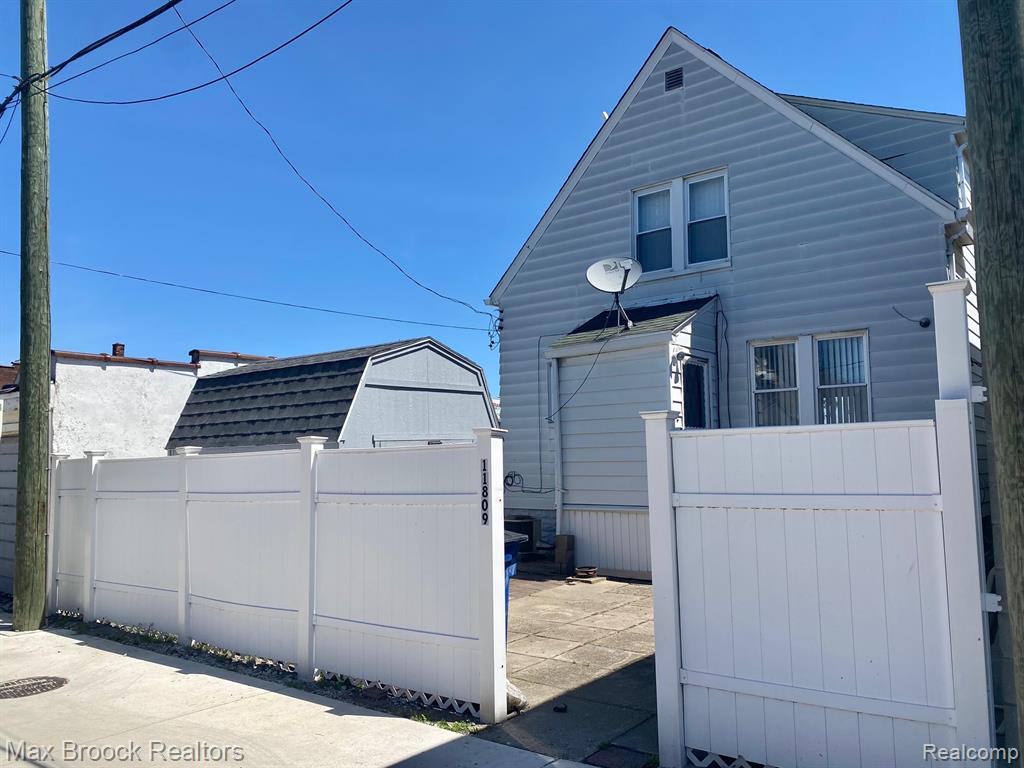 11809 Conant Street, Hamtramck, MI 48212 — Photo 10