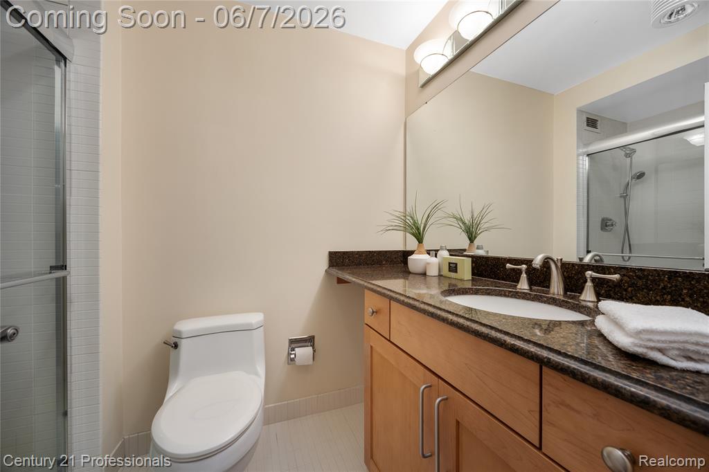 5000 Town Center, 2305, Southfield, MI 48075 — Photo 21