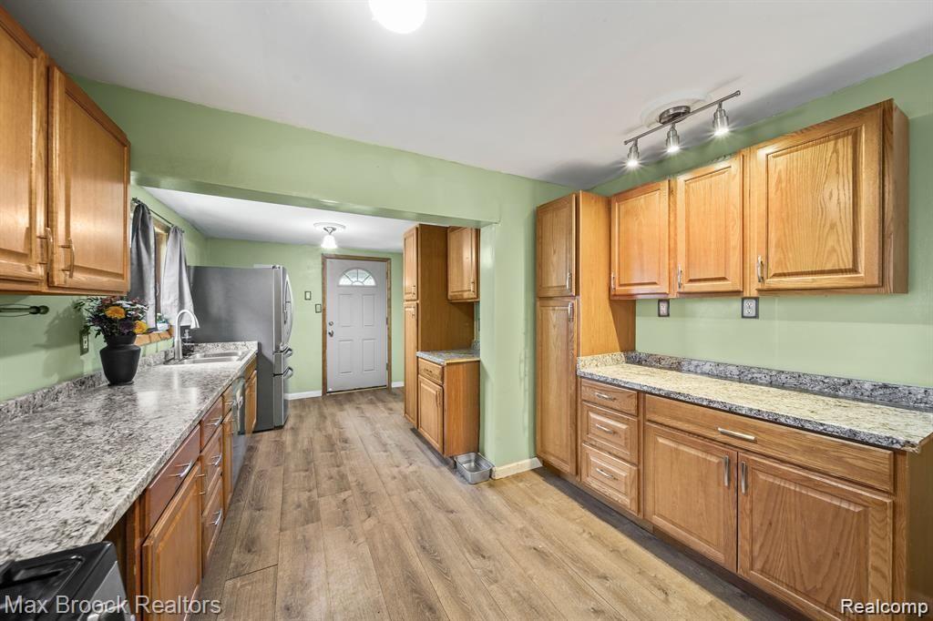 7713 JACKSON Street, Taylor, MI — Photo 6