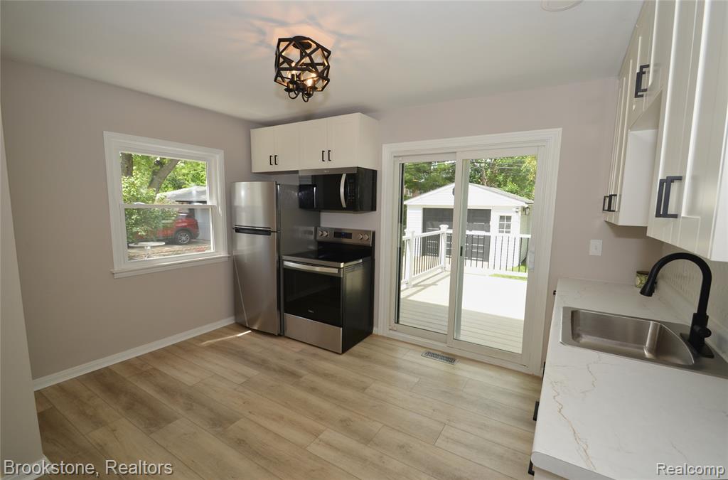 1000 S Campbell Road, Royal Oak, MI 48067 — Photo 8