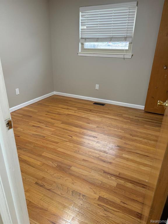7176 N Gulley Road, Dearborn Heights, MI 48127 — Photo 9