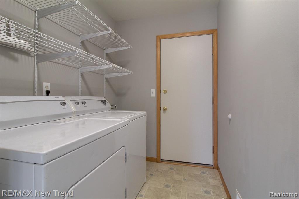508 HEARTWOOD Lane, Saline, MI 48176 — Photo 20