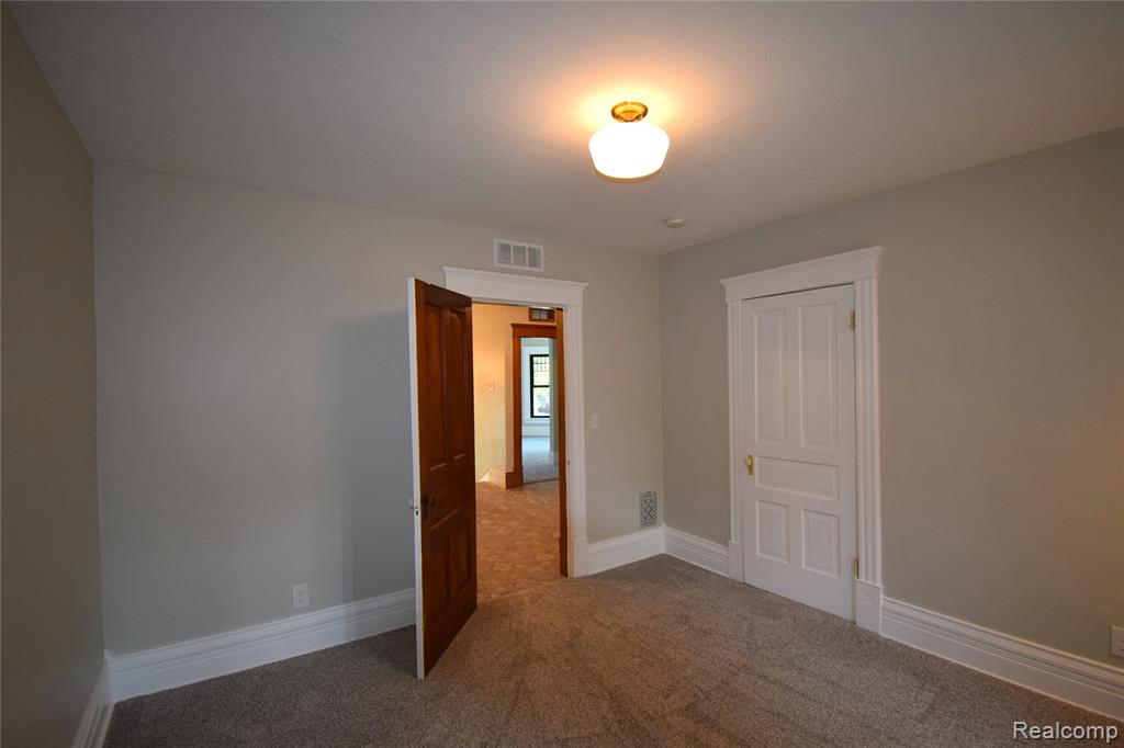 45669 Cass Avenue, Utica, MI 48317 — Photo 21