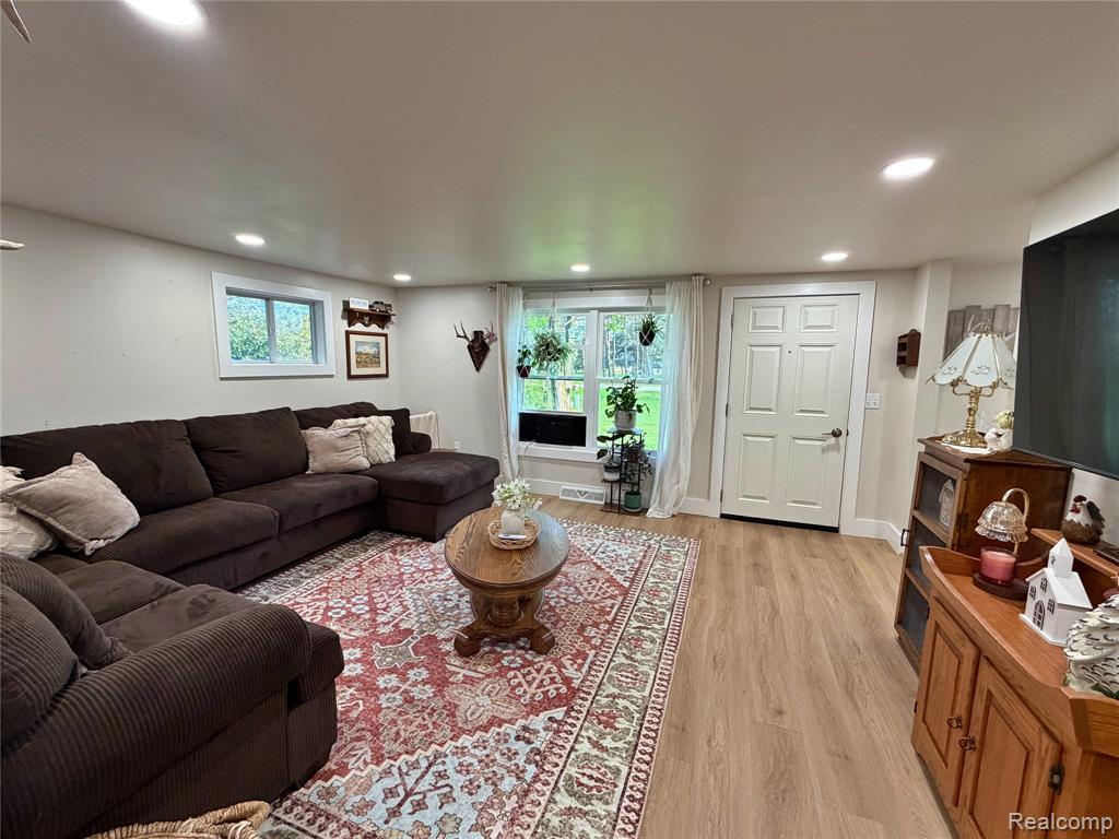 4514 Sebewaing Road, MI 48754 — Photo 5