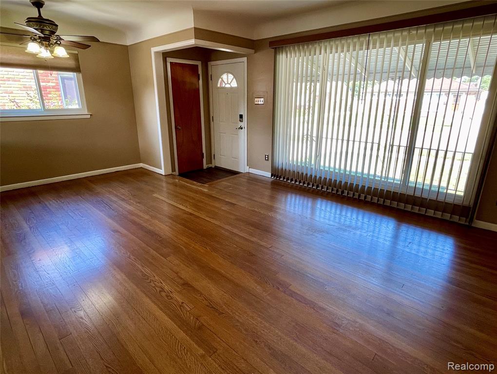 9964 Fox Avenue, Allen Park, MI 48101 — Photo 8