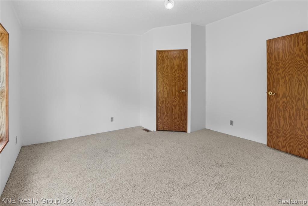 4884 Piersonville Road, Columbiaville, MI 48421 — Photo 15