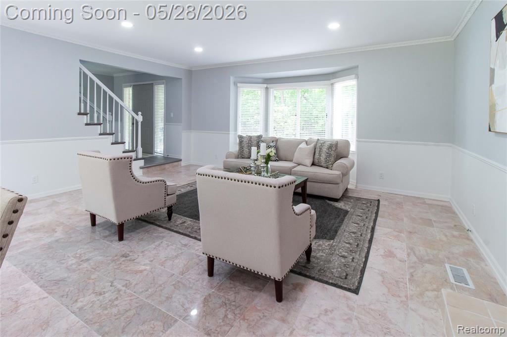 6910 Leytonstone Boulevard, West Bloomfield, MI — Photo 6