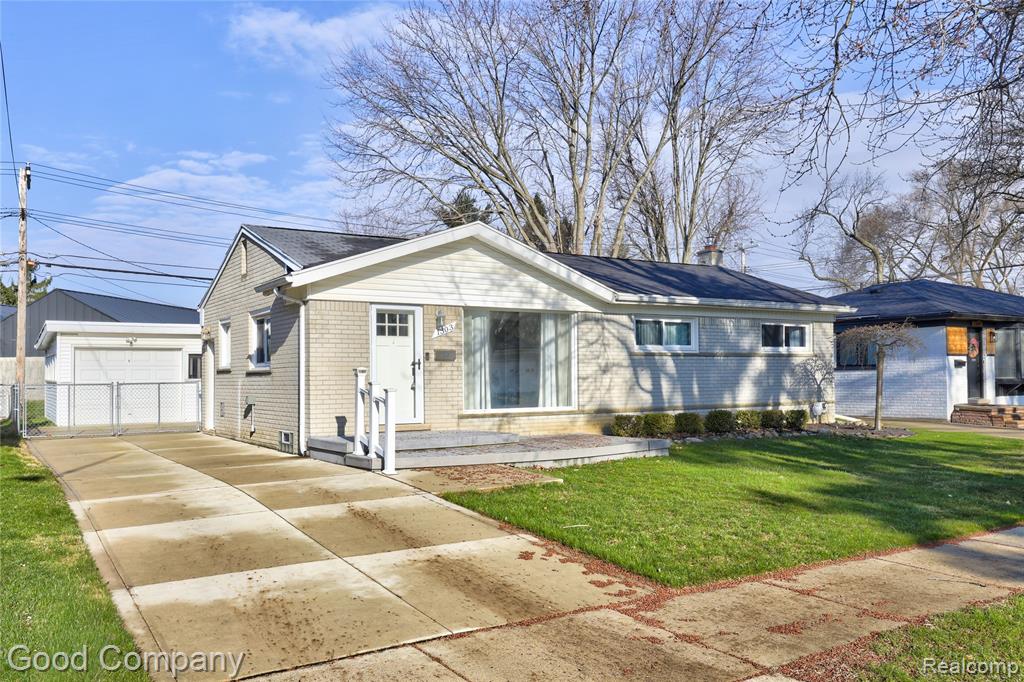 1303 Sycamore Drive, Rochester Hills, MI 48307 — front exterior