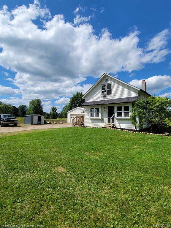 11004 BRYCE Road, Emmett, MI 48022 — Photo 2