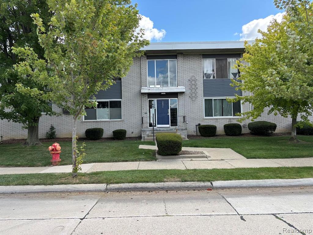 4830 BRIARWOOD Avenue, D2, Royal Oak, MI 48073 — front exterior