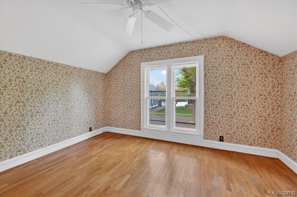516 W Washington Street, Howell, MI 48843 — Photo 20