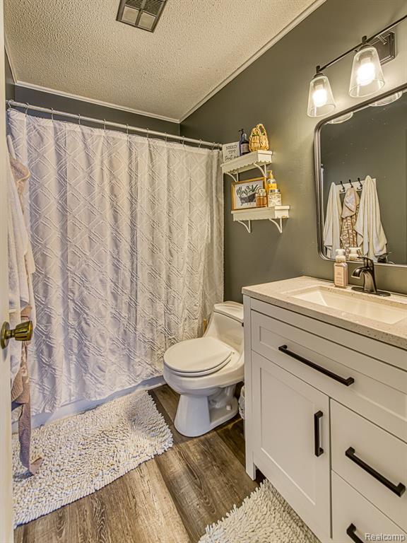 104 Valley Drive, Hudson, MI 49247 — Photo 15