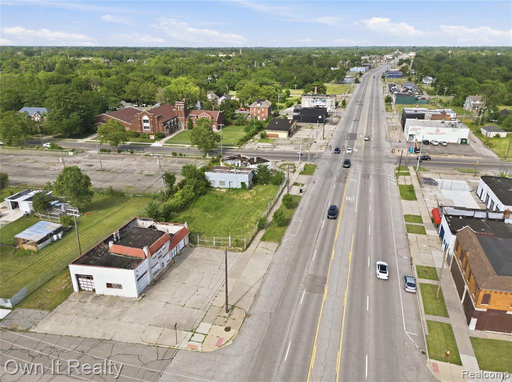12901 MACK Avenue, Detroit, MI 48215 — Photo 11