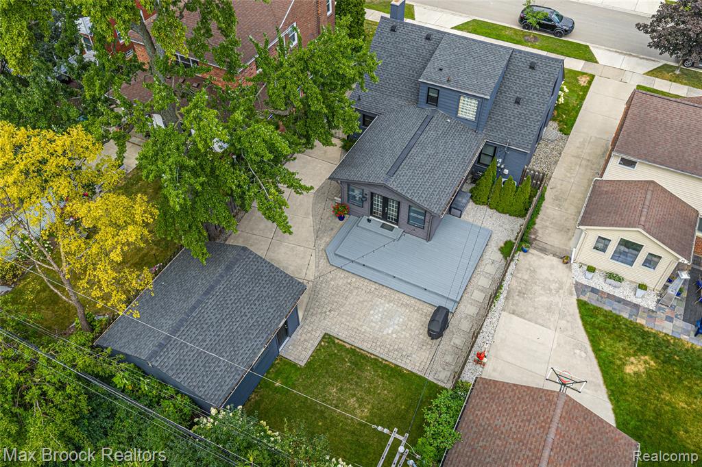 10545 Talbot Avenue, Huntington Woods, MI — Photo 26