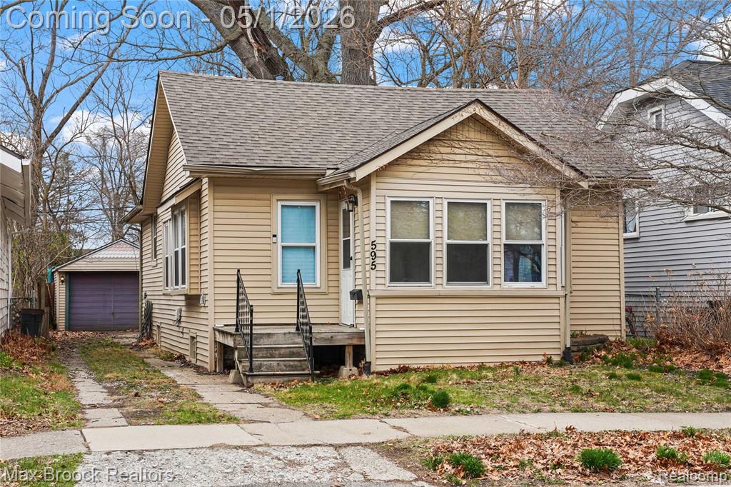 595 E Drayton Street, Ferndale, MI 48220 — Photo 2
