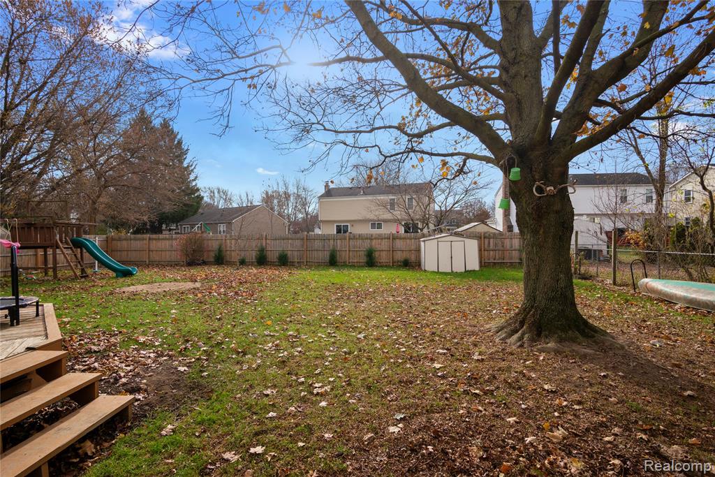 40341 Worthington Court, Canton, MI 48188 — Photo 31