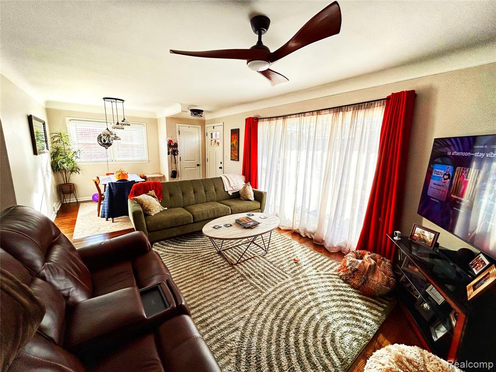 7639 Cortland Avenue, Allen Park, MI 48101 — Photo 4