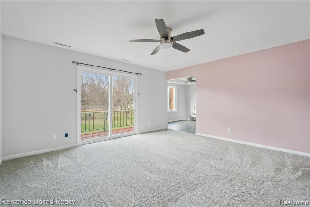 507 W HIGHLAND Road, D-9, Howell, MI 48843 — Photo 7