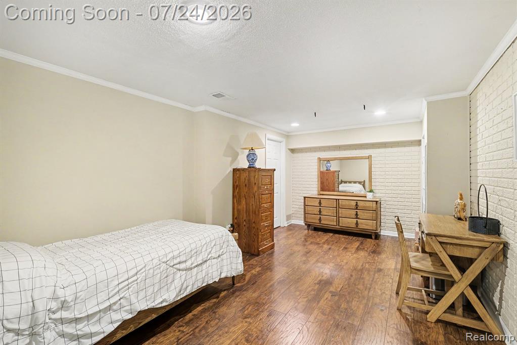 10466 Pine Valley Drive, Linden, MI 48451 — Photo 20