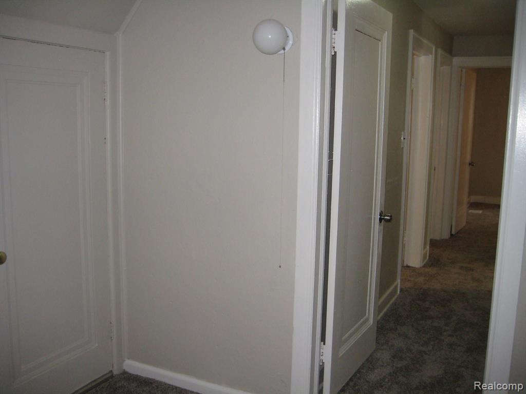 8066 NORMILE Street, Detroit, MI 48204 — Photo 31
