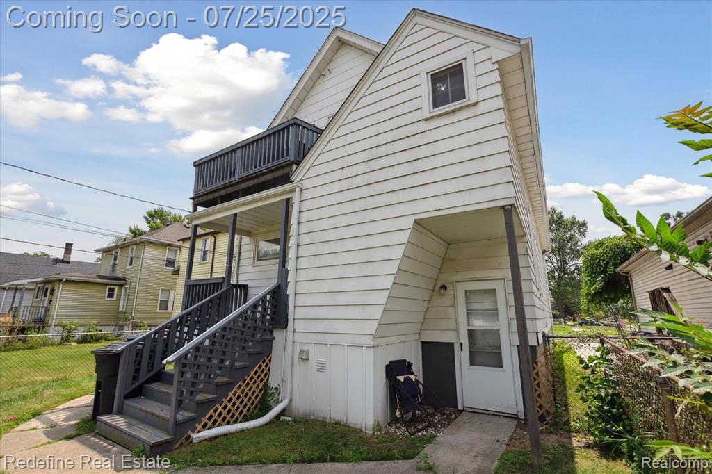 566 Poplar Street, Wyandotte, MI 48192 — Photo 24