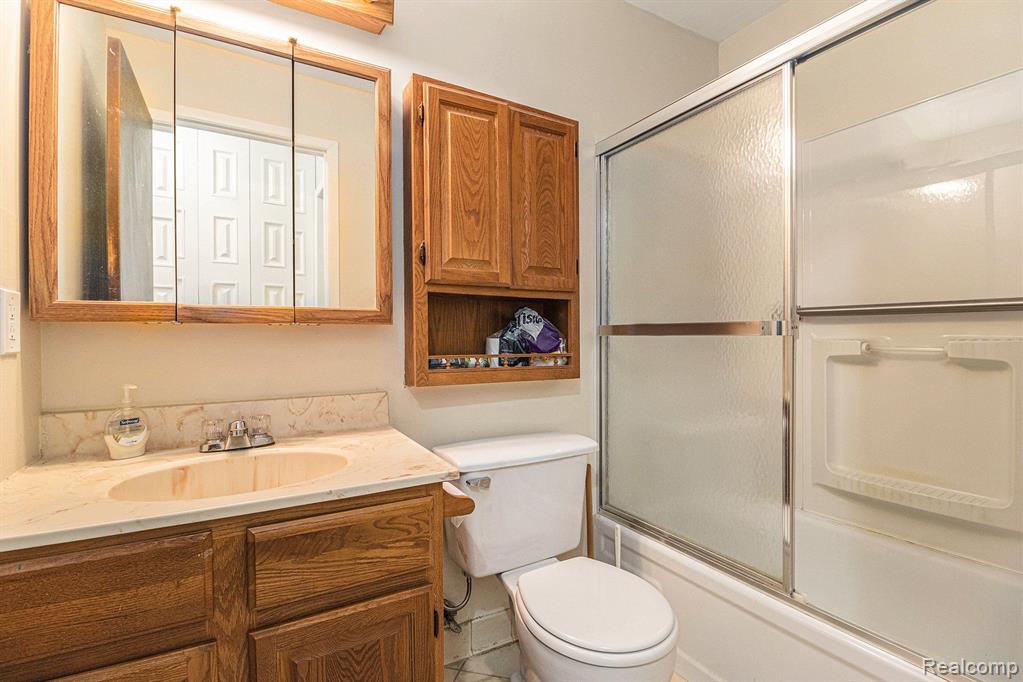 38147 SHERWOOD Street, Westland, MI — Photo 14