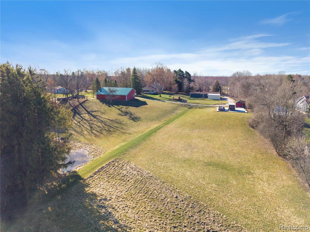 7163 Burpee Road, Grand Blanc, MI 48439 — Photo 54