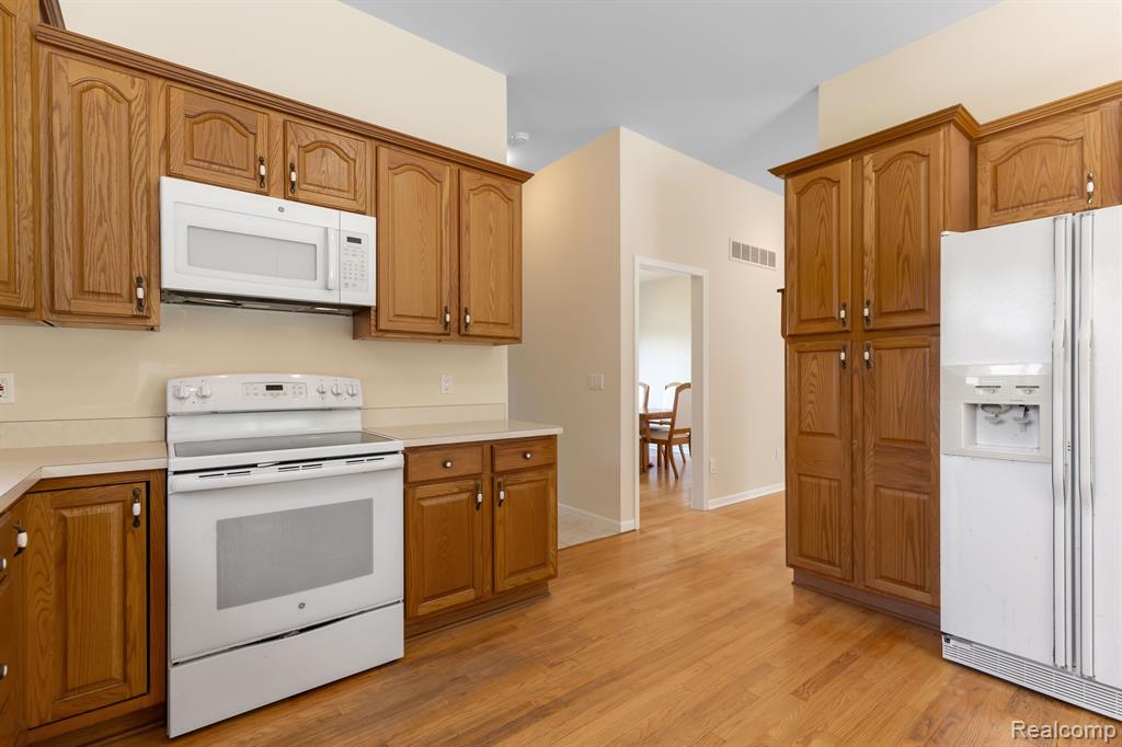 71064 BURLISON Lane, Bruce, MI 48065 — Photo 6