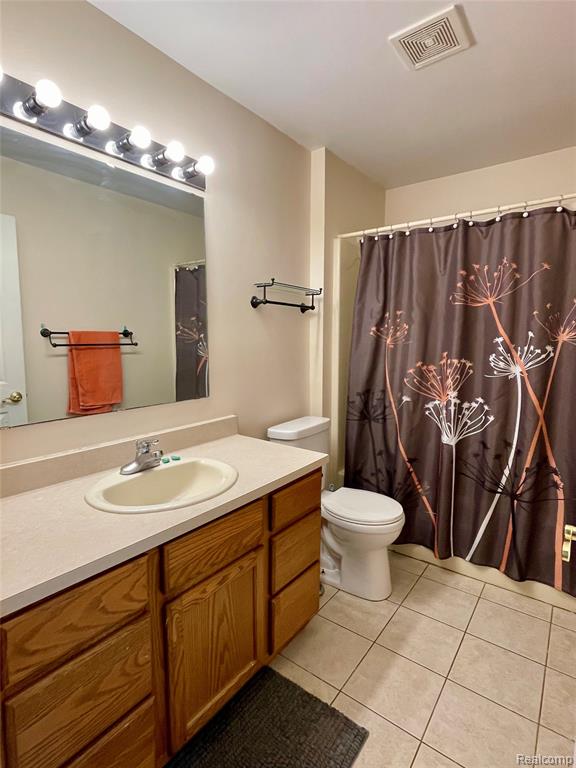 3914 Golf Vista Drive, Lapeer, MI 48446 — Photo 7