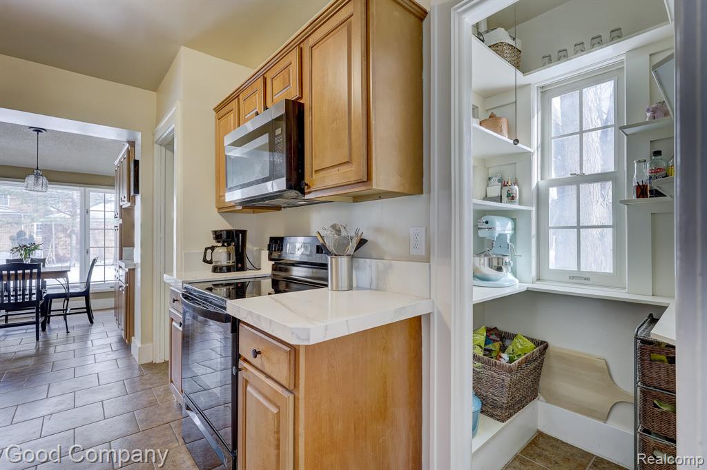 18930 Hillcrest Street, Beverly Hills, MI 48025 — Photo 38