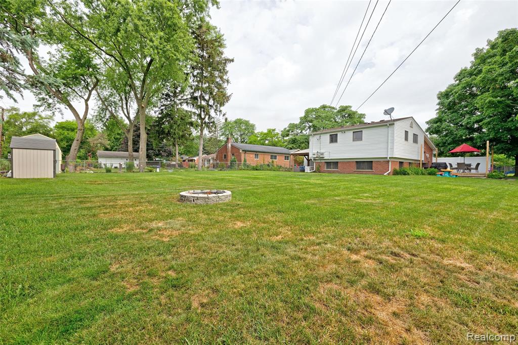 41429 Greenbriar Lane, Plymouth, MI 48170 — Photo 39