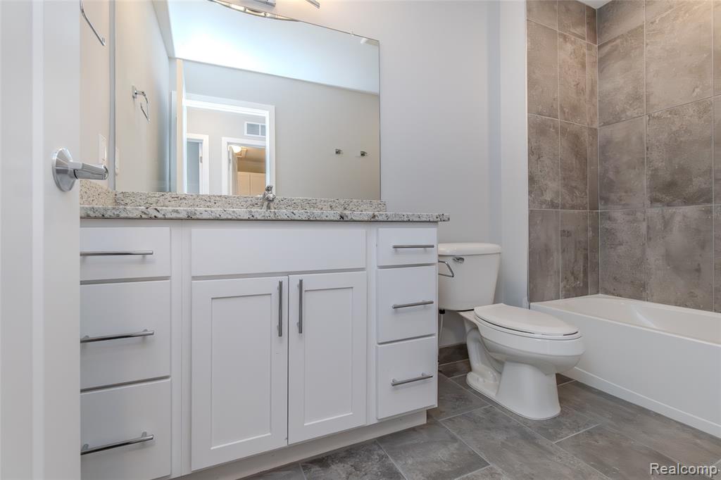 25558 Grandview Lane, 38, Novi, MI — Photo 59