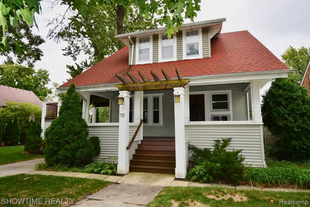 715 W 4TH Street, Royal Oak, MI 48067 — front exterior
