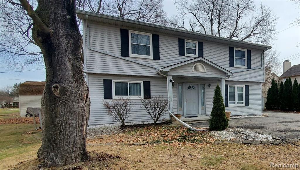 506 DECKER Road, Walled Lake, MI 48390 — Photo 2