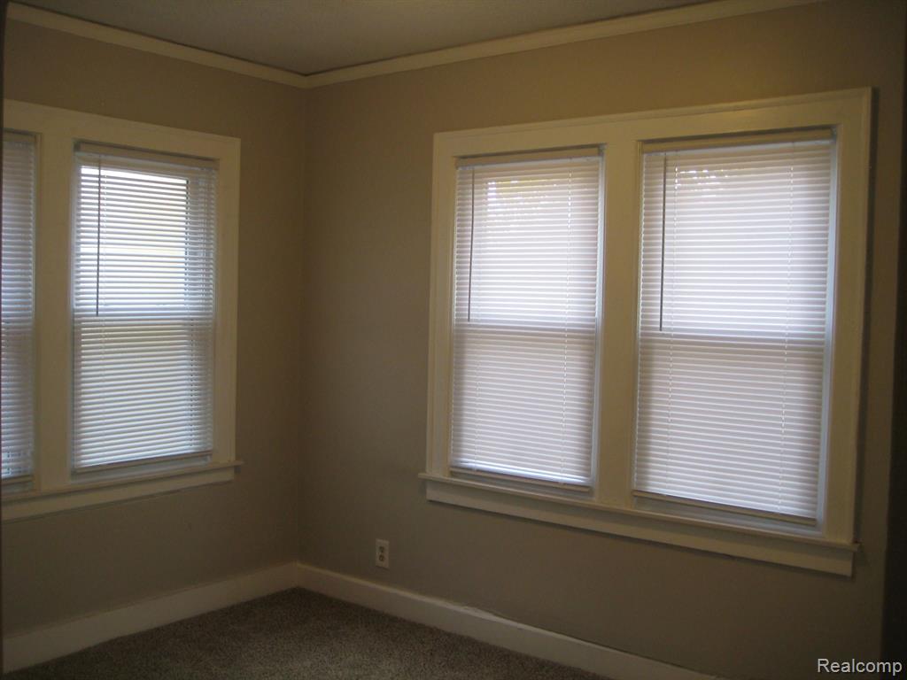 8066 NORMILE Street, Detroit, MI 48204 — Photo 16