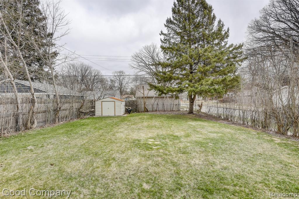 602 N Vermont Avenue, Royal Oak, MI 48067 — Photo 46